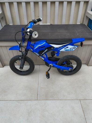 Boys bike Motocross style