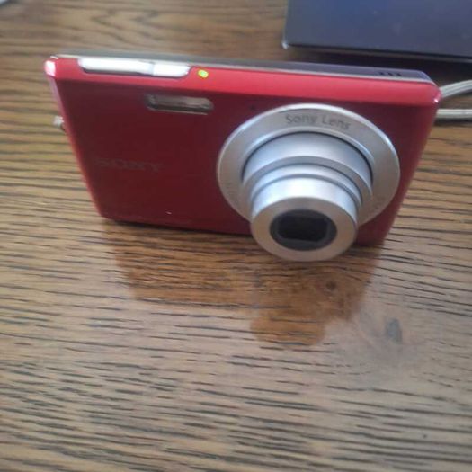 Sony Cyber-shot DSC-W620 - Red - Read description