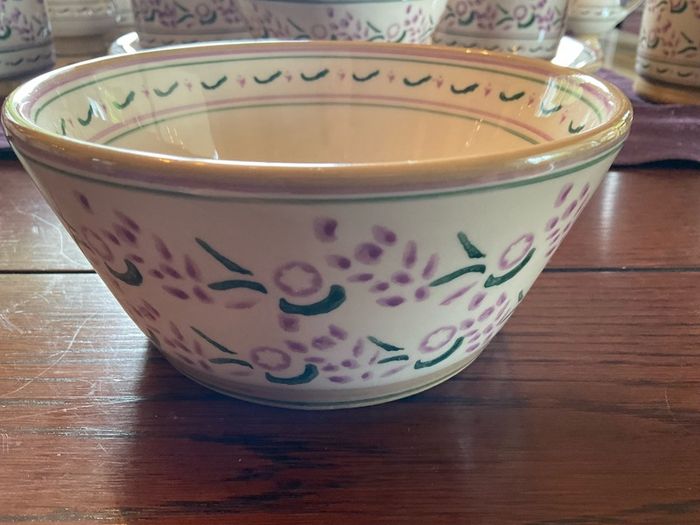 Nicholas Mosse new lavender 7 piece set , 6 bowls and a cylinder jug . Bowls are 6 inches in diameter and jug is 4 and a half inches in height