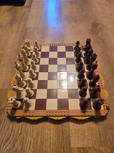 LEGO - Traditional Chess Set