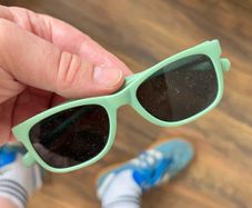kids sunglasses