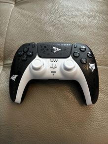 ps5  last of us controller limited edition