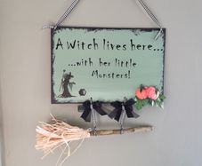 Halloween Decoration - Handmade Sign