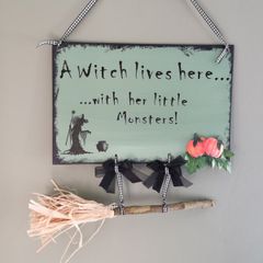 Halloween Decoration - Handmade Sign