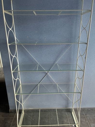 free standing shelves