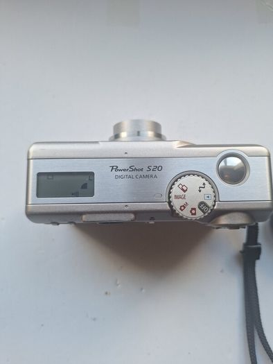 Canon PowerShot S20 3.3MP Vintage Digital Camera Boxed