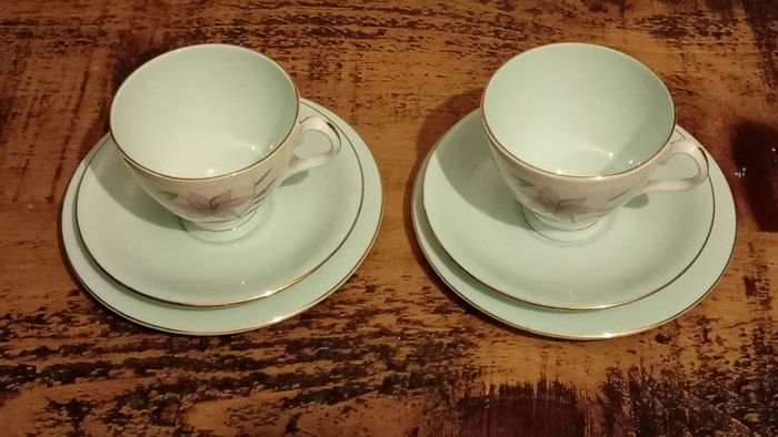 Beautiful Vintage Royal Albert "Elfin". 2 x Triplet, Milk Jug and Sugar Bowl.