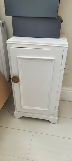 Vintage French Provincial Bedroom Suite - 4 Piece