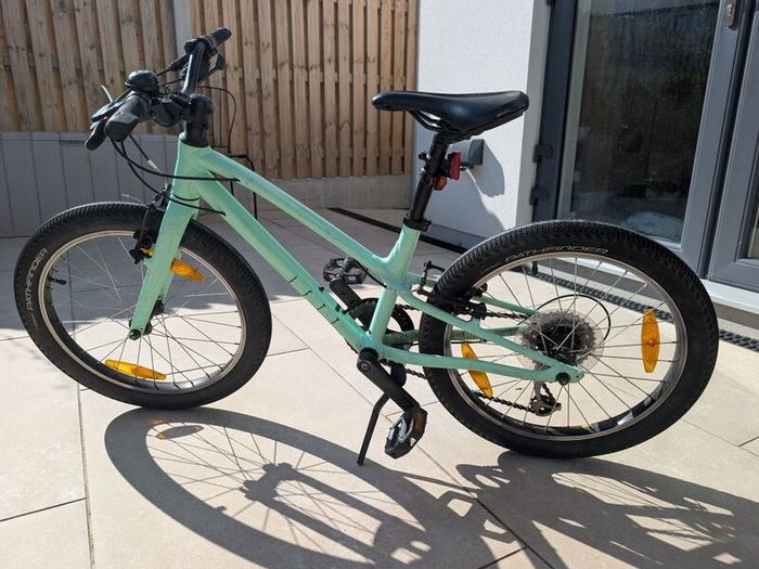 Specialized Jett 20 kids bike