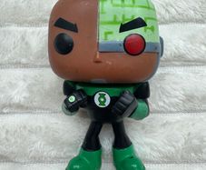 Funko POP! Television: Cyborg as Green Lantern #338 - Teen Titans Go! used Dirty Please see pictures