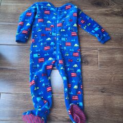 Boys pyjamas fleese