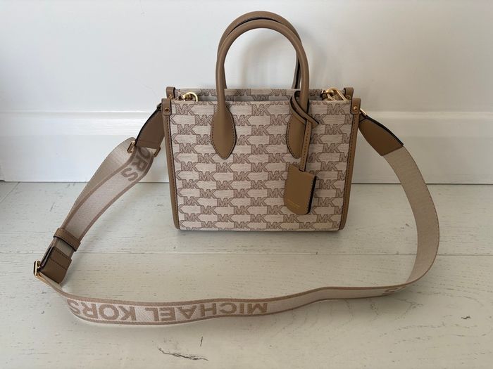 New Authentic Michael Kors bag