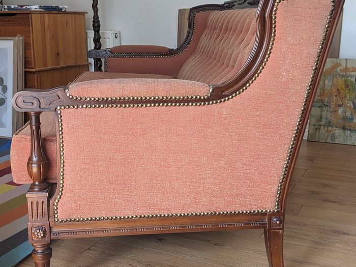 Period-styled settee or couch