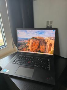 Lenovo Thinkpad P1 Gen 4 i7-11850H | 64GB | A2000 | 512GB | 4k