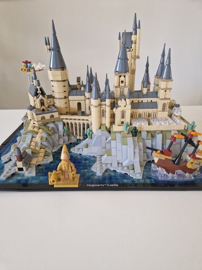Lego Hogwarts Castle and Grounds