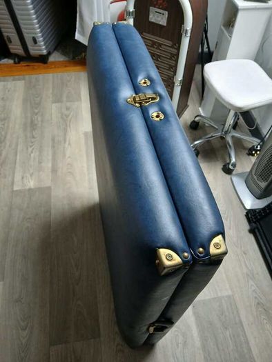 Beautician/Massage Table