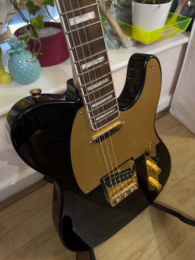guitar Squier tele 40th anniversary gold, black