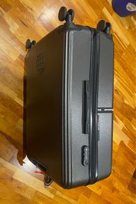 Suitcase Black extremely lightweight