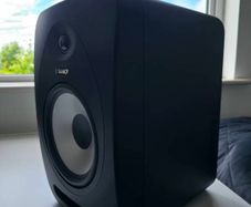 Tannoy Reveal 8 Studio Monitors