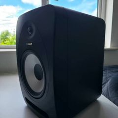 Tannoy Reveal 8 Studio Monitors