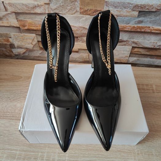 Black shiny leather stilettos with gold ankle chains, size 39