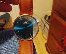 Men's dress watch