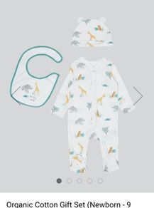 babys gift set sleep suit hat and bib