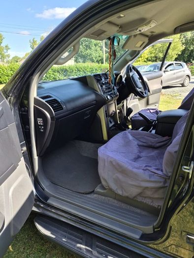 Toyota Land Cruiser 2011
