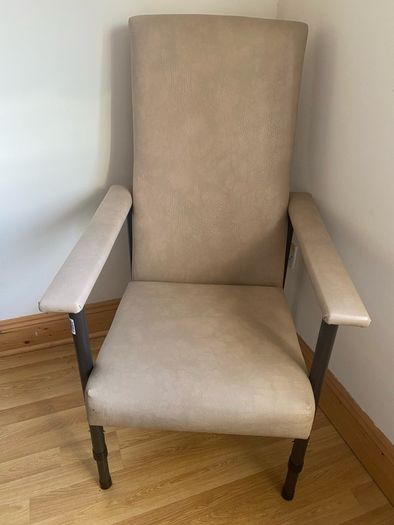 Orthopaedic chair