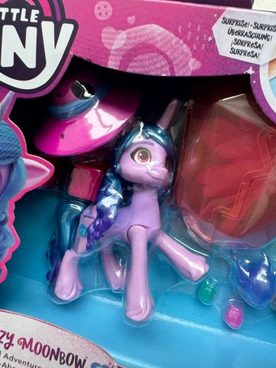 My Little Pony Crystal Adventure Izzy Moonbow new Please look at the pictures