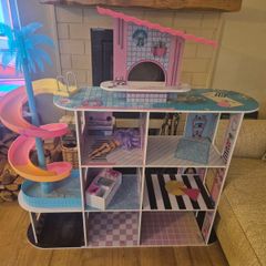 L.O.L Surprise doll house