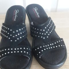 Wedge Shoes/Sketchers Memory Foam Wedge Slip-Ons ... Colour Black - Size: 4 UK - 37 EU