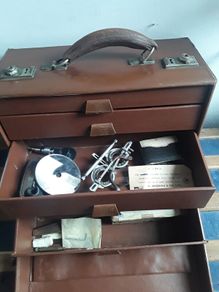 Vintage Doctors case