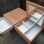 small vanity table Image 3