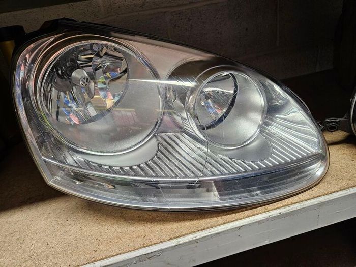 MK 5 VW Golf/ Jetta Headlights