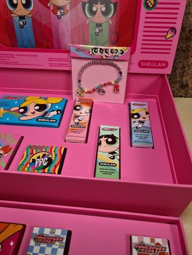 Sheglam X Powerpuff Girls Collection Make Up Box Set Brand New
