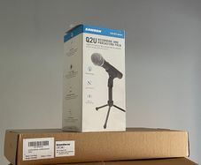 Samson Q2U Microphone + arm