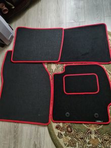 2011 Toyota Prius custom made car mats