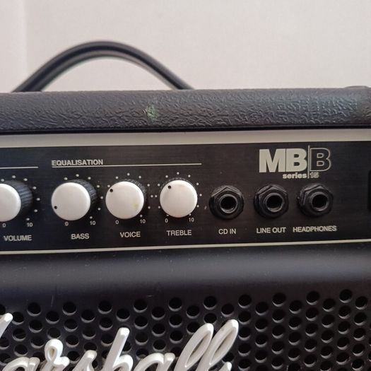 Marshall MB15 Bass Amp