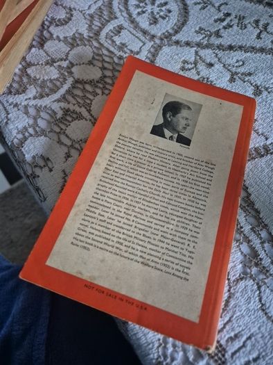 Vintage 14 penguin books