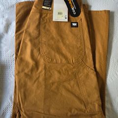 Levis Carpenter Crop