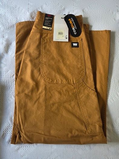 NEW Levis Carpenter Crop