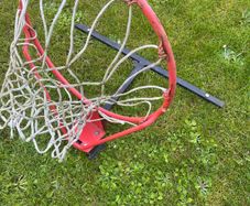 Basketball hoop