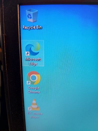 DELL Vostro 15, 3000 Series, Intel Core i3-5005U CPU, 2.0GHz, 4GB Ram, 500GB HDD, windows 10, Microsoft Edge, Chrome and VLC