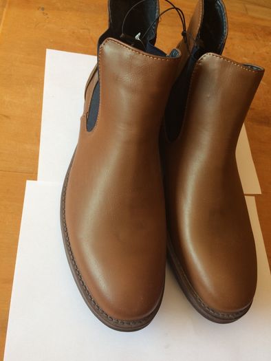 Mens ankle boots. Size 12. New