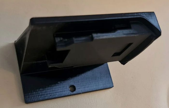Dewalt tool hanger