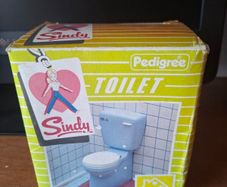 Vintage Sindy Bath and Toilet