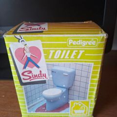 Vintage Sindy Bath and Toilet
