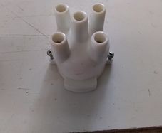 Talbot / Chrysler / Simca Distributor Cap.