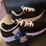 Bnwt size 37 basics gel Image 3